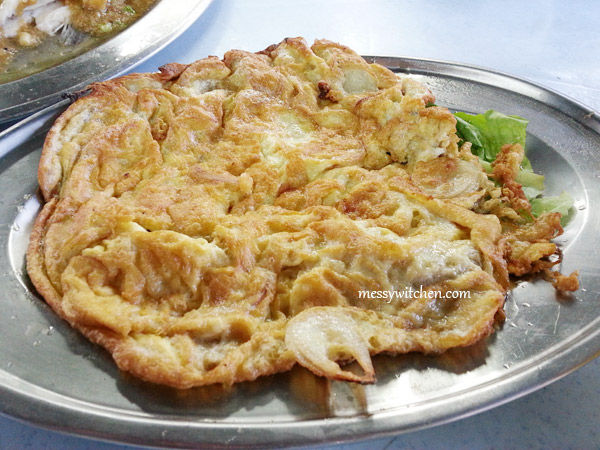 Fried Eggs With Big Onions @ Ming Heong, Taman Paramount
